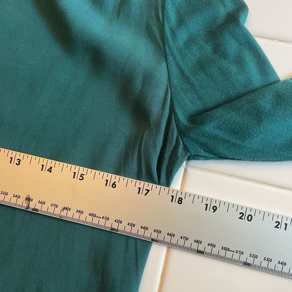 Emerald Green Blouse - Picture 4 of 7